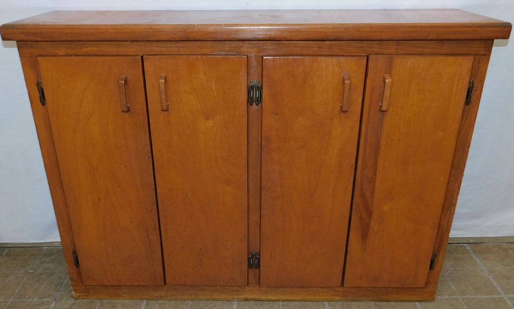 Maple Four Door Cabinet (1 of 5)