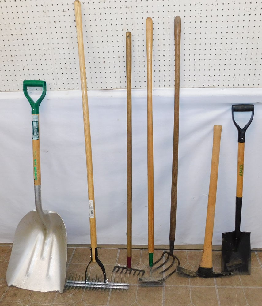 Lot Yard Tools (1 of 3)
