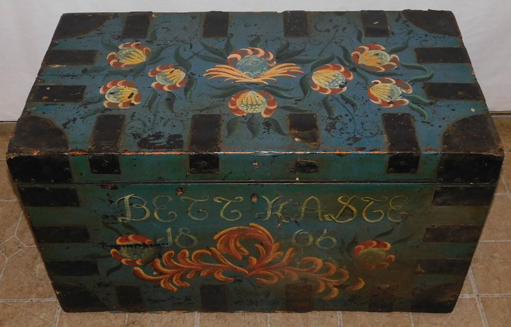 19th Century Swedish Hand Paint Decorated Blanket Chest Dated 1806 (1 of 7)