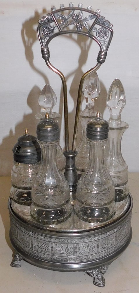 Victorian Silver Plate Cruet Stand With Etched Glass Bottles (1 of 4)