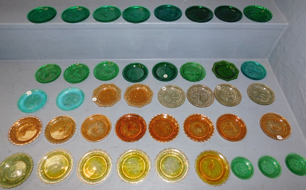 Lot 33 Victorian Glass Cup Plates (1 of 7)