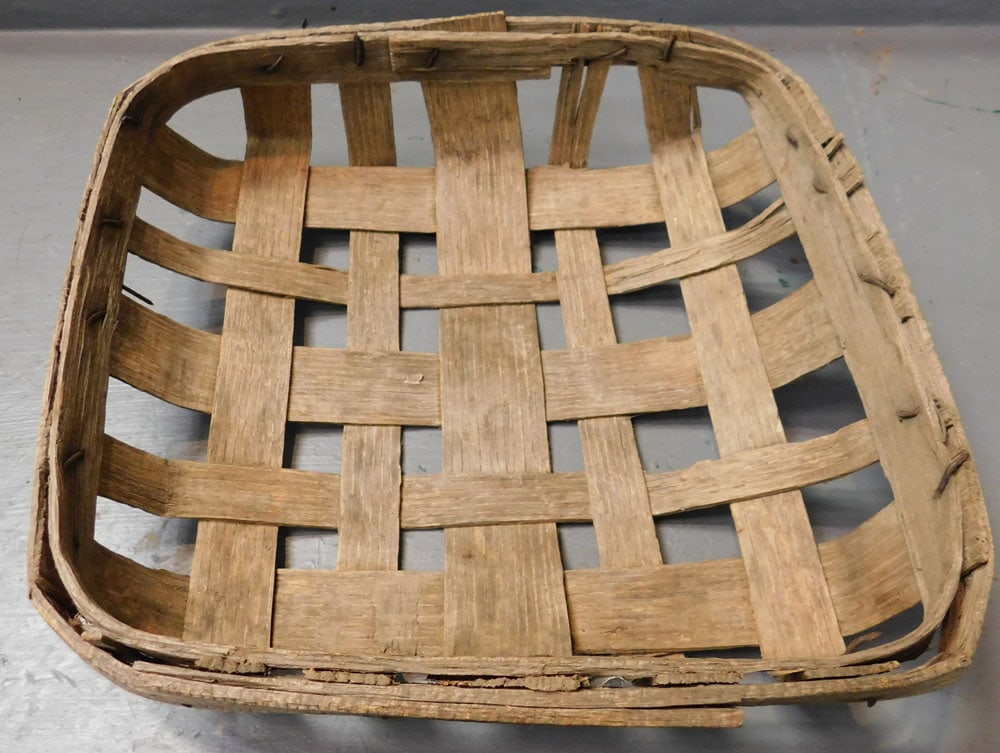 Antique Small Split Oak Tobacco Basket (1 of 2)