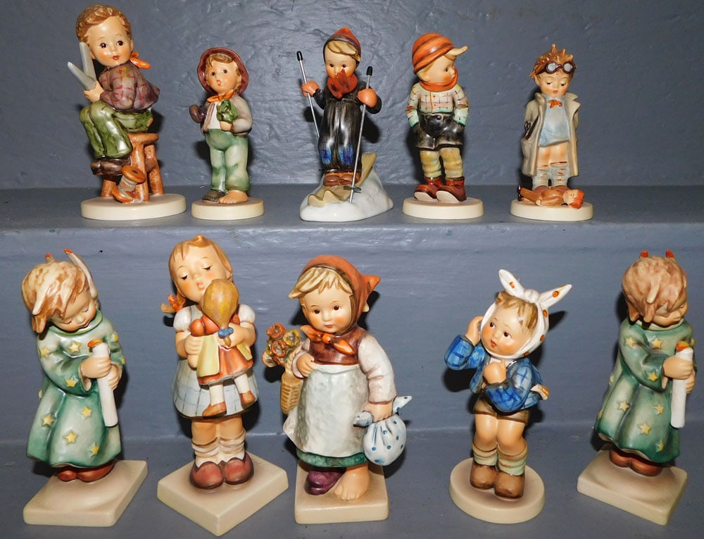 Lot 10 Hummel Figurines (1 of 4)