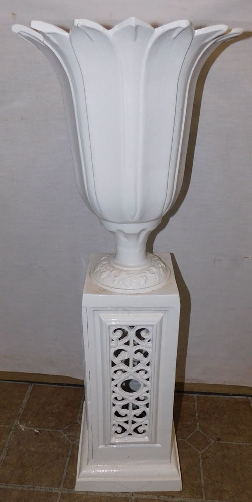 Painted Cast Aluminum Urn: Painted Cast Aluminum Urn. 35" H ALL DESCRIPTIONS AND ANY CONDITION STATEMENT GIVEN BY LANGSTON AUCTION GALLERY ARE STRICTLY OPINIONS AND LANGSTON'S SHALL HAVE NO RESPONSIBILITY FOR ERRORS OR OMISSION