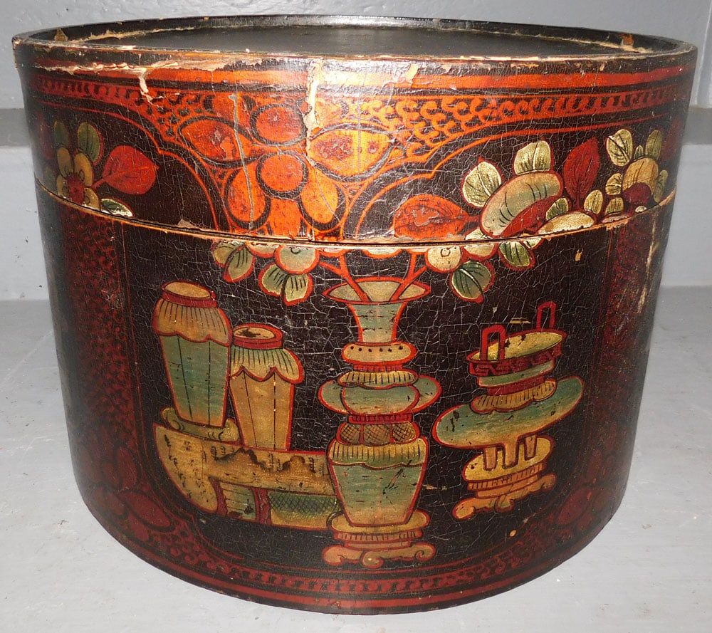 Round Paint Decorated Wood Box  (1 of 4)