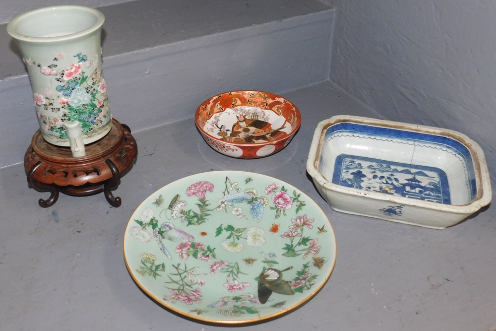 Lot of Antique Porcelain Items & Teakwood Stand  (1 of 7)