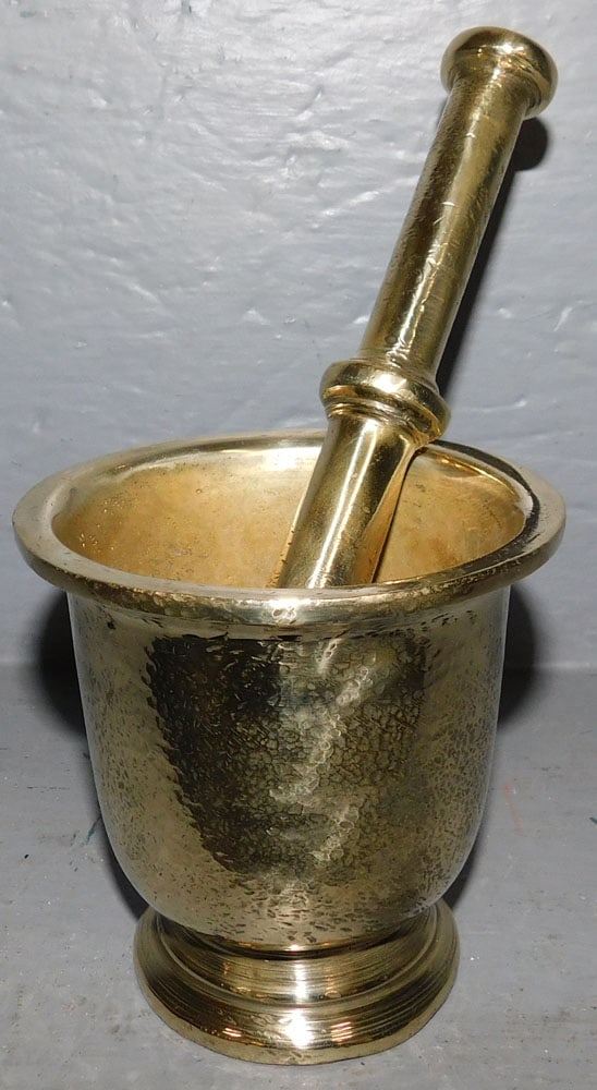 Antique Polished Cast Brass Mortar & Pestle  (1 of 3)
