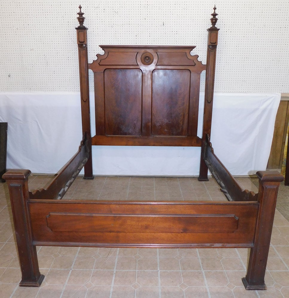 Walnut Victorian Double Bed (1 of 6)