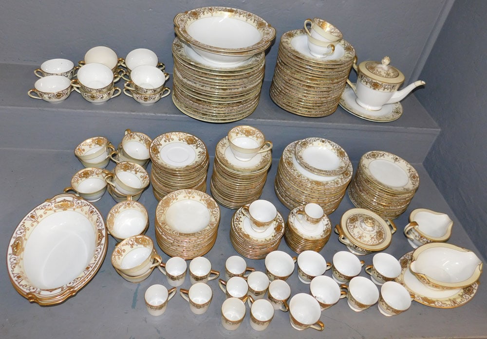 206 Pieces of Gilt Decorated Noritake China (1 of 5)