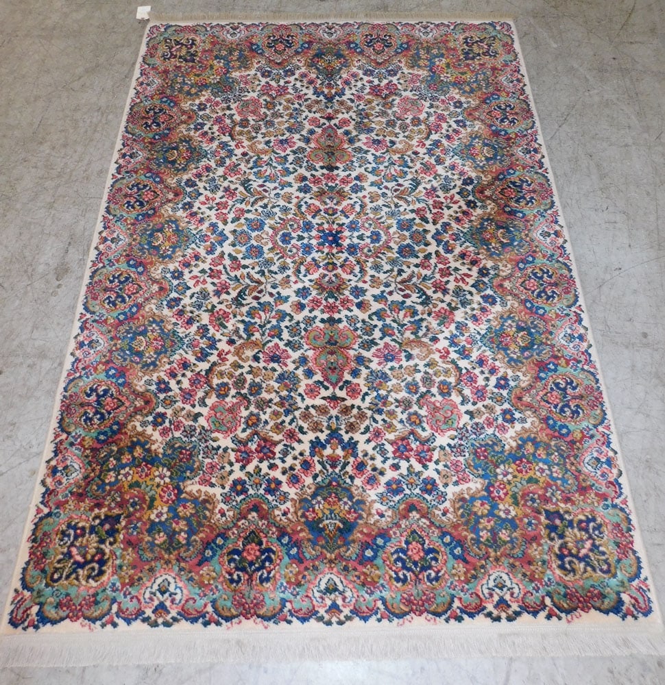 4' 3 x 6' 0 Karastan Rug : 4' 3 x 6' 0 Karastan Rug . ALL DESCRIPTIONS AND ANY CONDITION STATEMENT GIVEN BY LANGSTON AUCTION GALLERY ARE STRICTLY OPINIONS AND LANGSTON'S SHALL HAVE NO RESPONSIBILITY FOR ERRORS OR OMISSIONS. THE