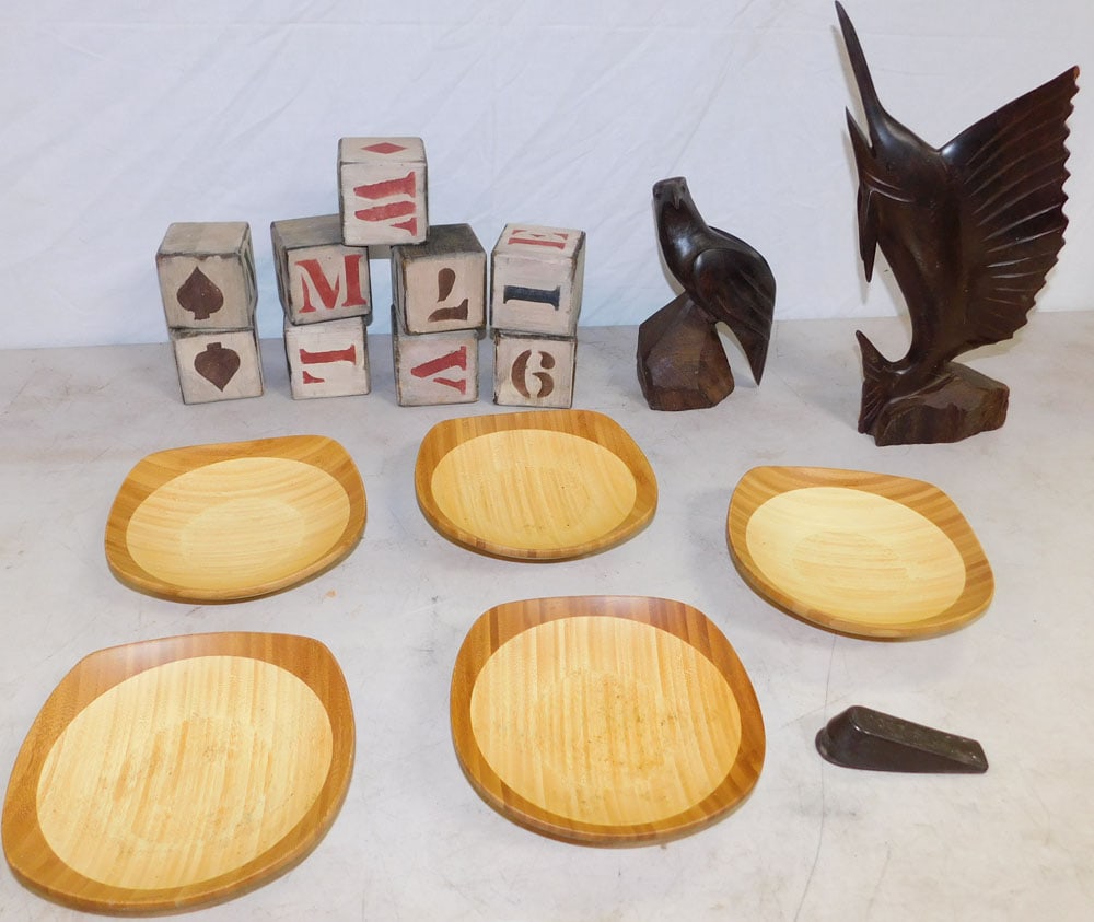 Lot Wooden Ware Items (1 of 5)