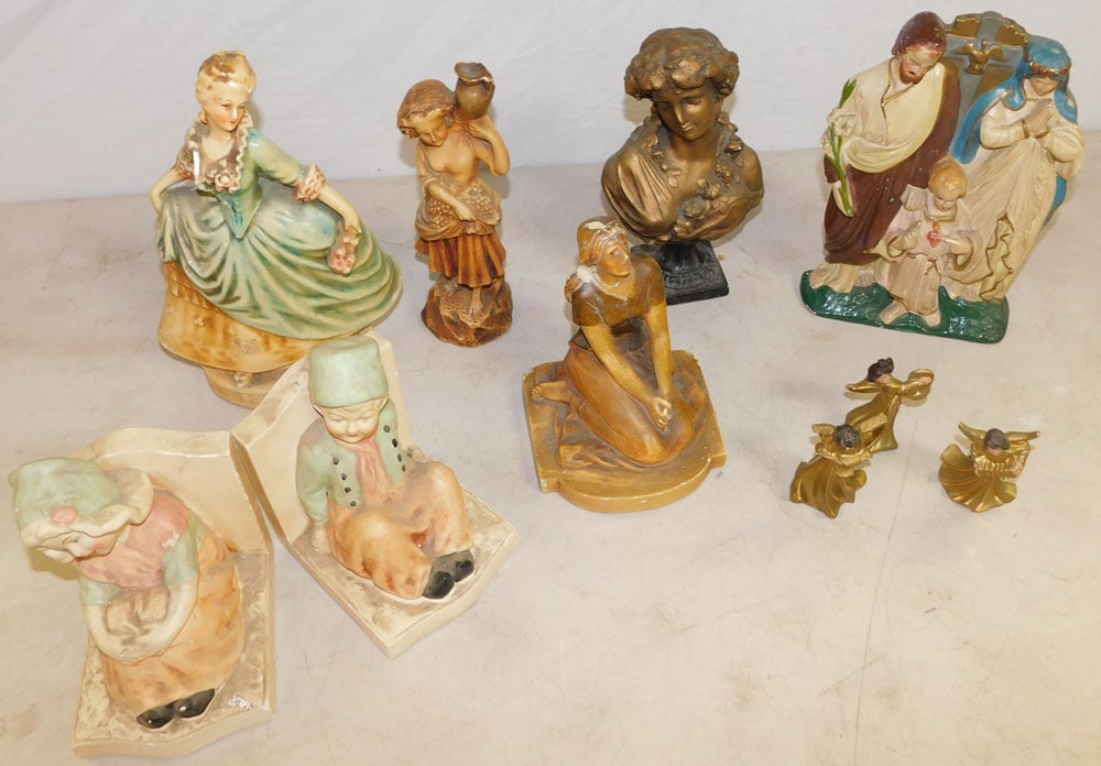 Lot Chalk Ware Figurines (1 of 3)