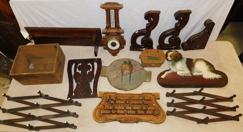 Lot Wooden Ware Items (1 of 7)