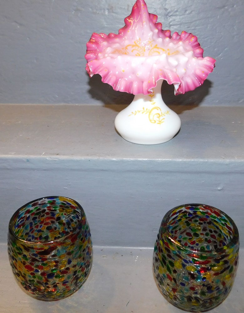 Pair Confetti Art Glass Tumblers & Art Glass Jack In The Pulpit: Pair Confetti Art Glass Tumblers & Art Glass Jack In The Pulpit. Up to 7 1/4" H ALL DESCRIPTIONS AND ANY CONDITION STATEMENT GIVEN BY LANGSTON AUCTION GALLERY ARE STRICTLY OPINIONS AND LANGSTON'S SHAL