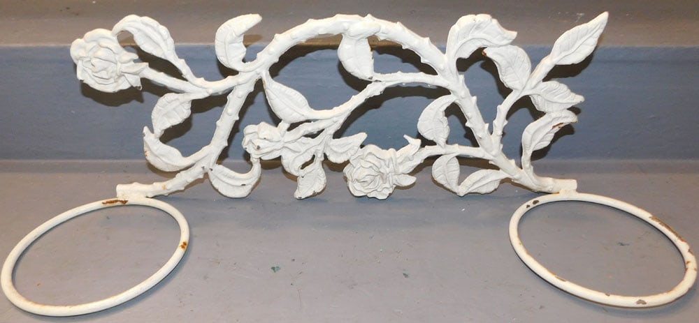 Painted Cast Iron Wall Hanging Plant Holder (1 of 2)