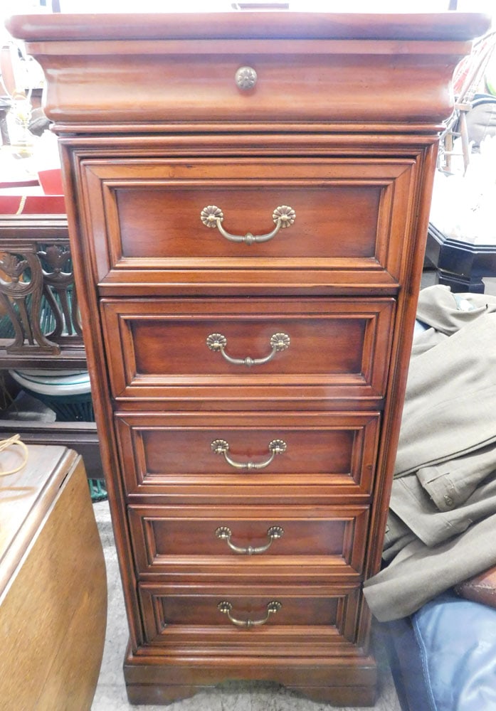 Cherry Six Drawer Lingerie Chest (1 of 4)