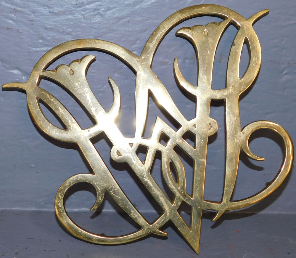 Virginia Metalcrafters Brass Trivet (1 of 3)