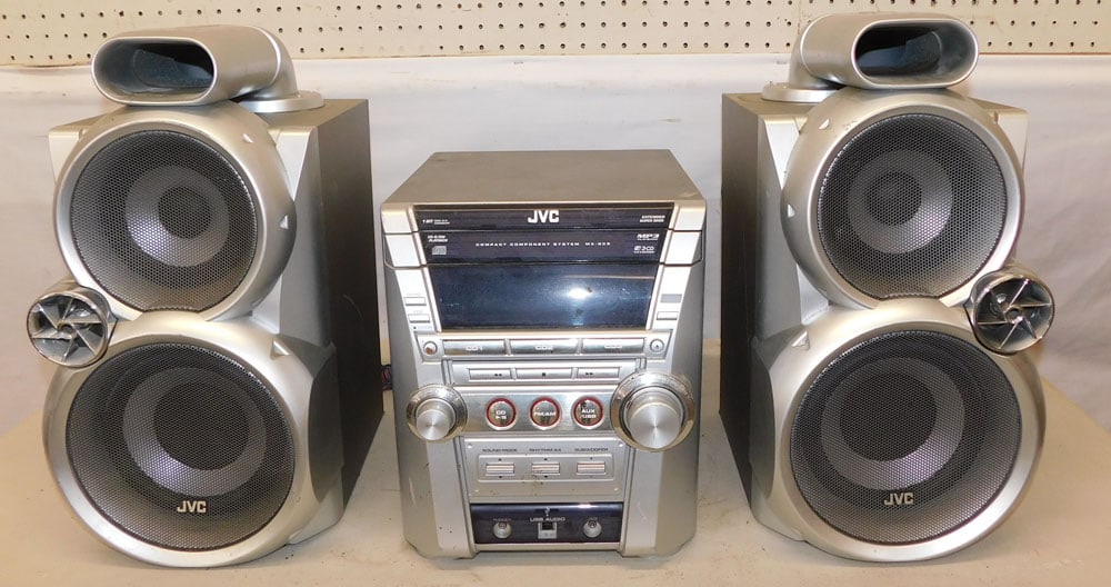3 Part JBC Stereo: 3 Part JBC Stereo. ALL DESCRIPTIONS AND ANY CONDITION STATEMENT GIVEN BY LANGSTON AUCTION GALLERY ARE STRICTLY OPINIONS AND LANGSTON'S SHALL HAVE NO RESPONSIBILITY FOR ERRORS OR OMISSIONS. THE ABSENCE
