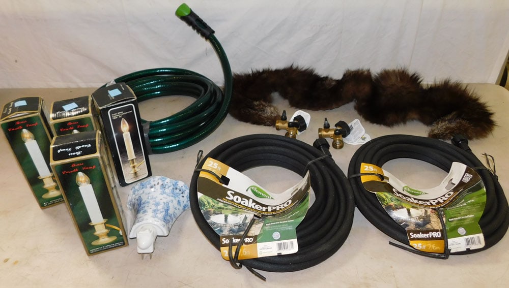 Lot Water Hose - Misc. Lights - Fur (1 of 4)