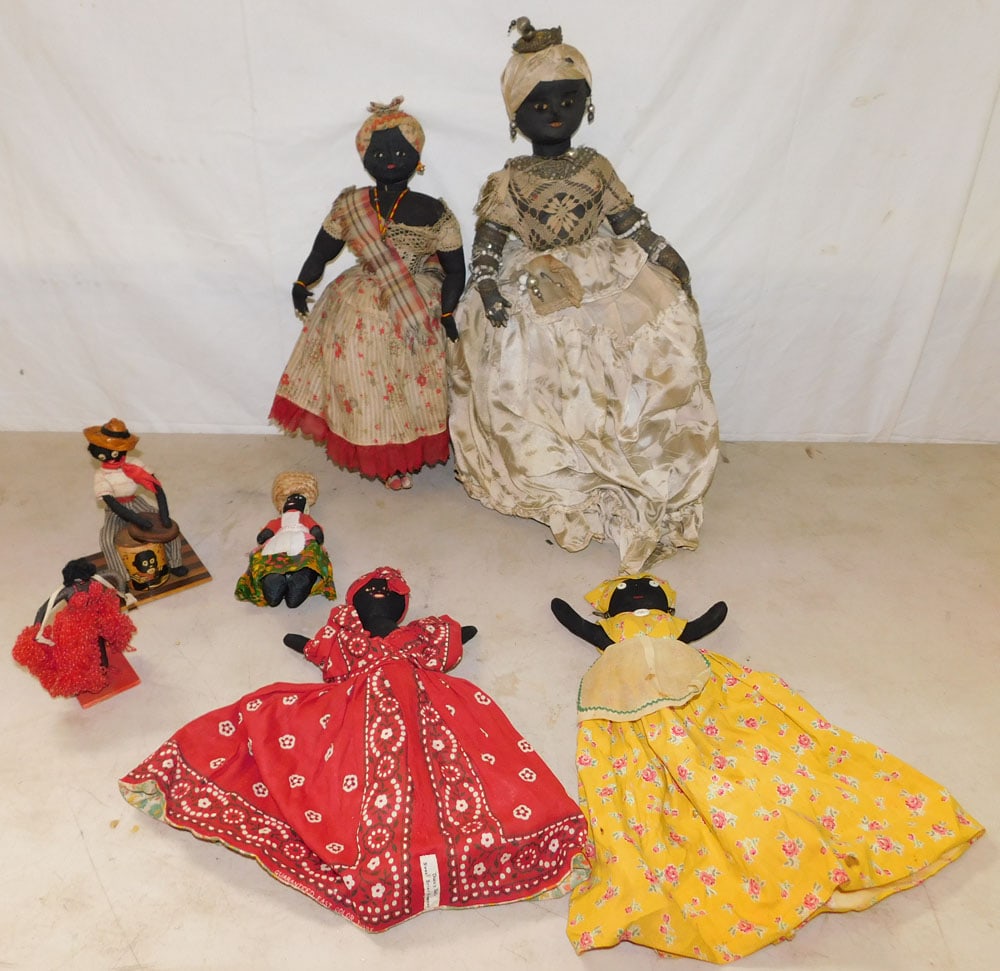 Lot Black Americana Rag Dolls: Lot Black Americana Rag Dolls. ALL DESCRIPTIONS AND ANY CONDITION STATEMENT GIVEN BY LANGSTON AUCTION GALLERY ARE STRICTLY OPINIONS AND LANGSTON'S SHALL HAVE NO RESPONSIBILITY FOR ERRORS OR OMISSIONS.
