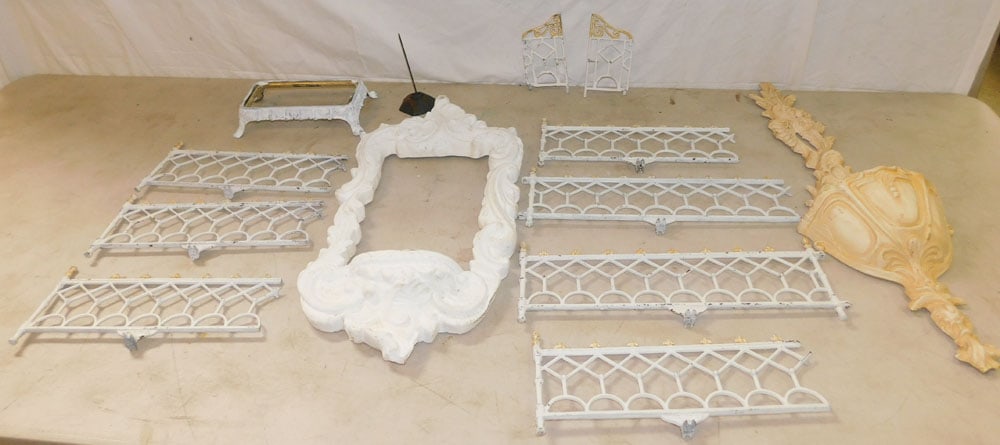 Lot Cast Iron Miniature Fence - Cast Aluminum Wall Pocket - Chalk Frame (1 of 4)
