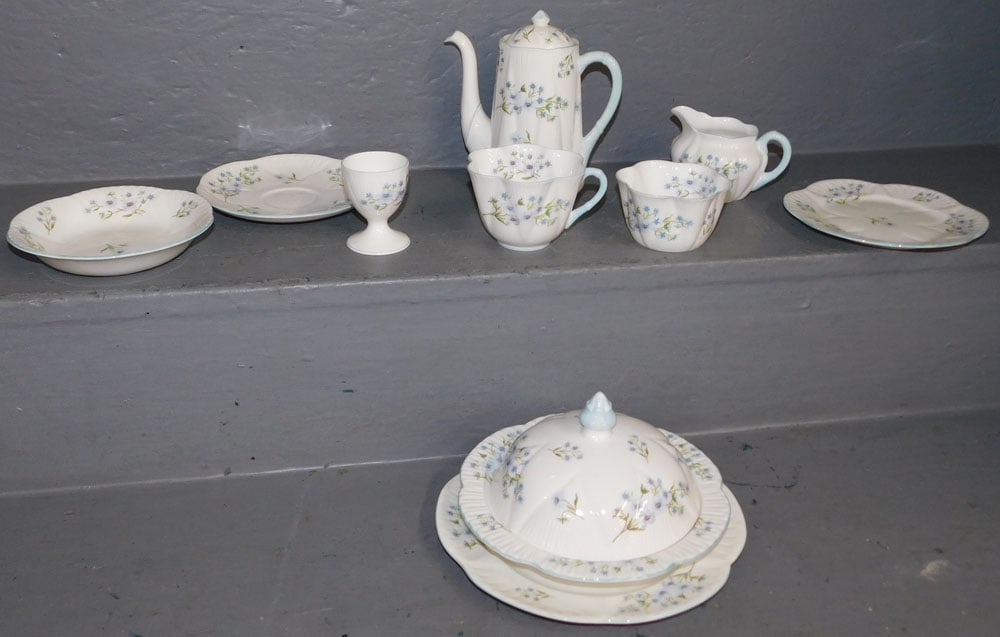 Shelley Porcelain Desert Set (1 of 5)