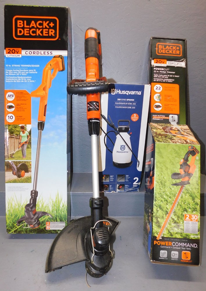 Lot Cordless Black & Decker Yard Tools & Sprayer (1 of 5)