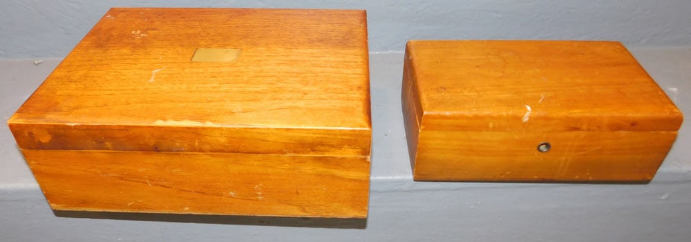 Dresser Box & Humidor: Dresser Box & Humidor. 11" W 8" D 4" H ALL DESCRIPTIONS AND ANY CONDITION STATEMENT GIVEN BY LANGSTON AUCTION GALLERY ARE STRICTLY OPINIONS AND LANGSTON'S SHALL HAVE NO RESPONSIBILITY FOR ERRORS OR OM