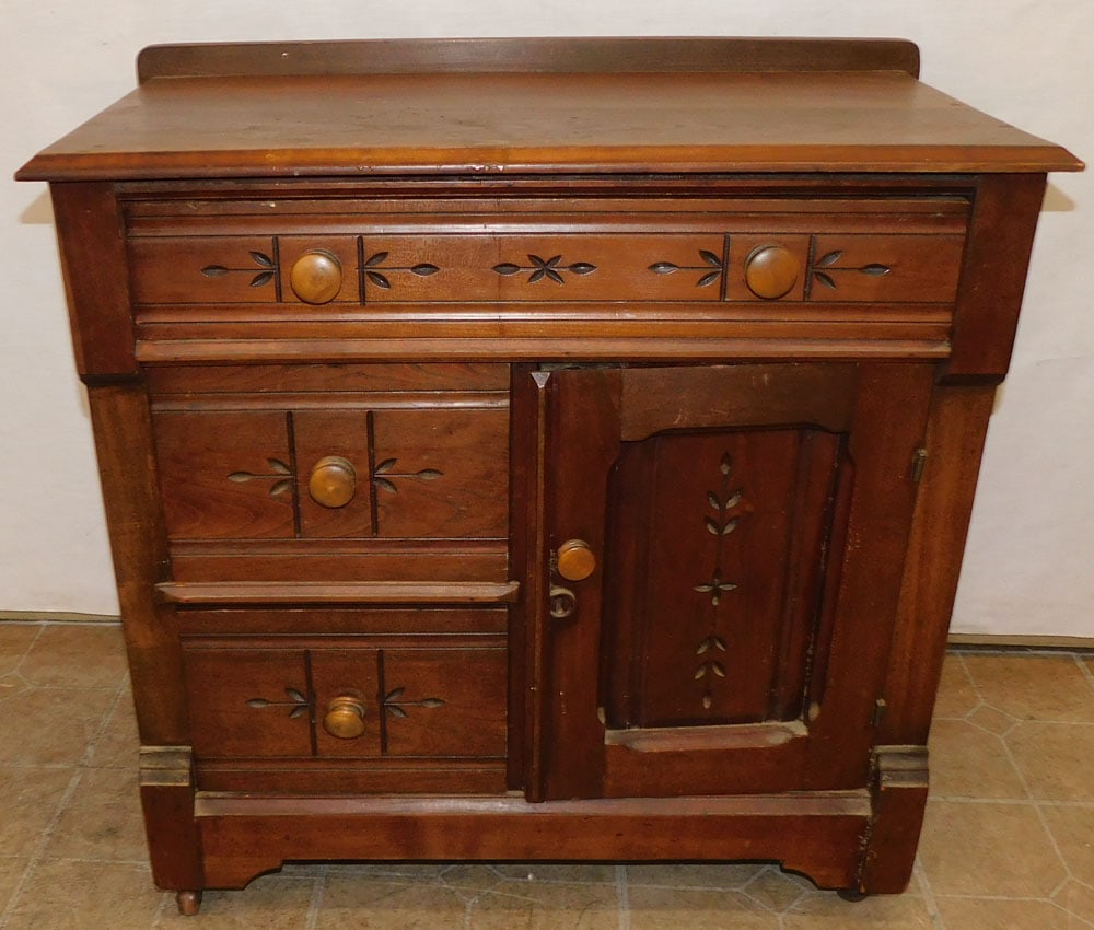 Victorian Walnut Wash Stand (1 of 3)