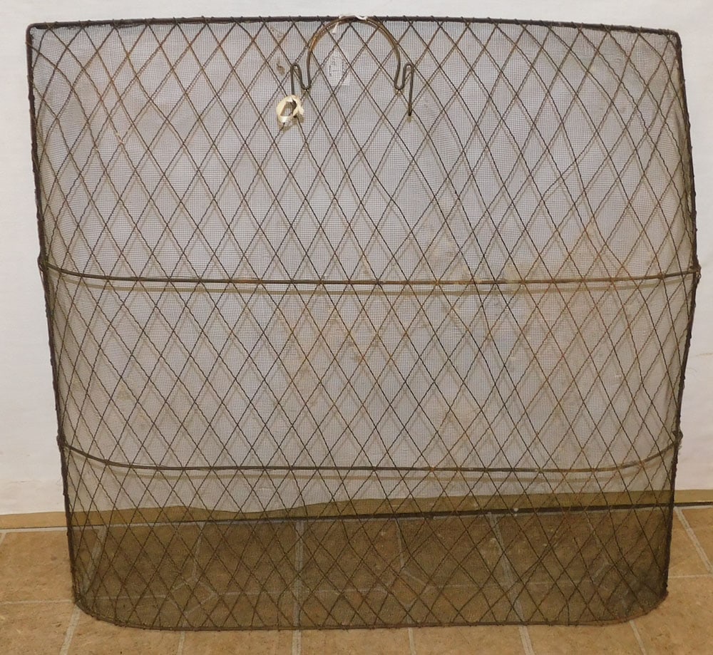 Antique Wire & Mesh Fire Screen (1 of 2)