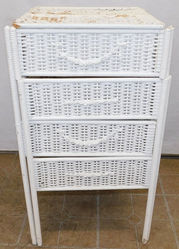 Wicker Stand (1 of 3)