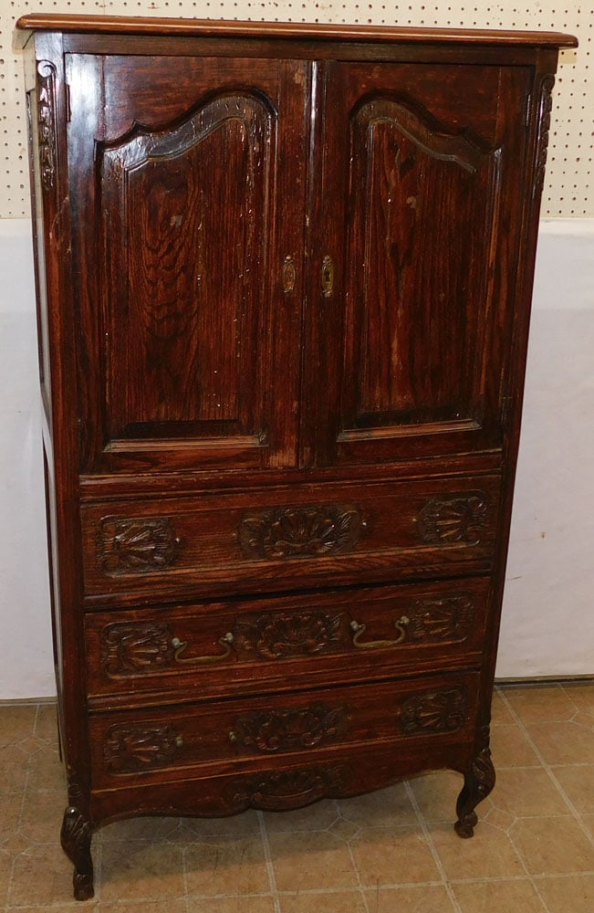 Antique Oak Cabinet (1 of 5)