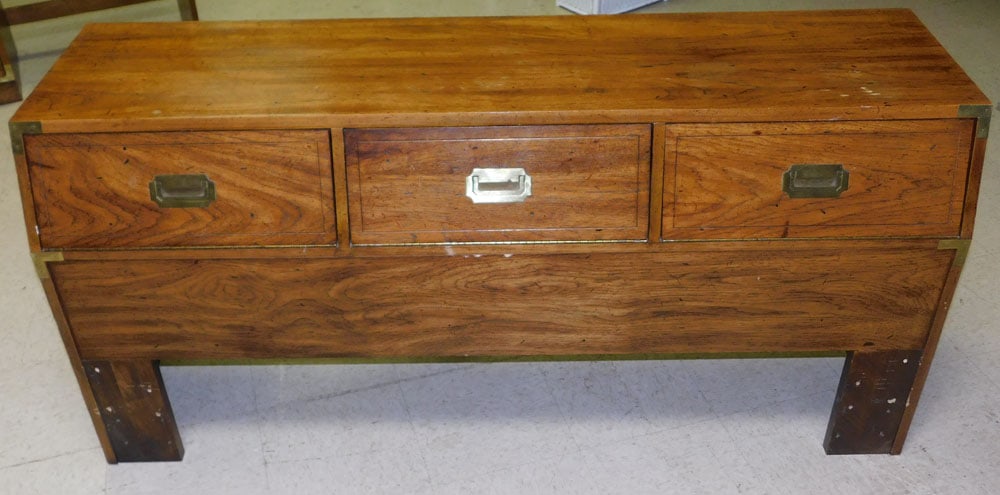 Walnut Campaign Style Head Board (Queen/Full Adjustable): Walnut Campaign Style Head Board (Queen/Full Adjustable). 62" W 18" D 29 1/4" H ALL DESCRIPTIONS AND ANY CONDITION STATEMENT GIVEN BY LANGSTON AUCTION GALLERY ARE STRICTLY OPINIONS AND LANGSTON'S SHAL