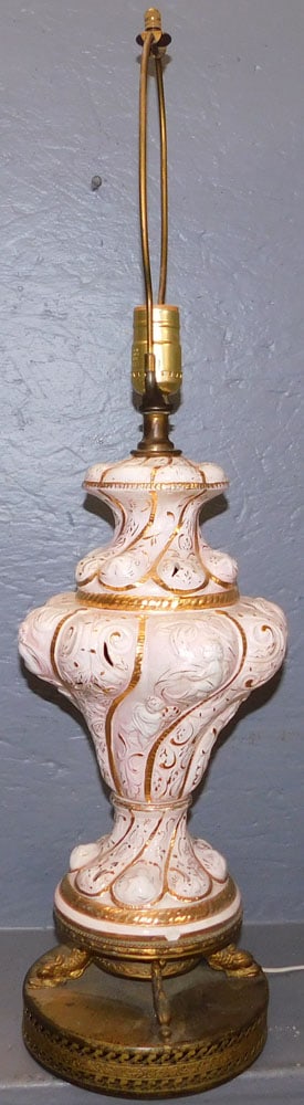 Painted Capodimonte Lamp (1 of 3)