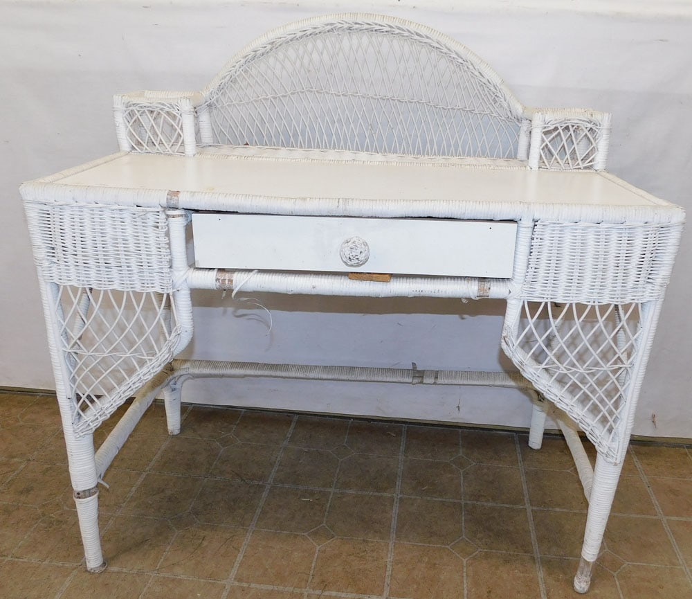 Painted Wicker Ladies Desk (1 of 5)