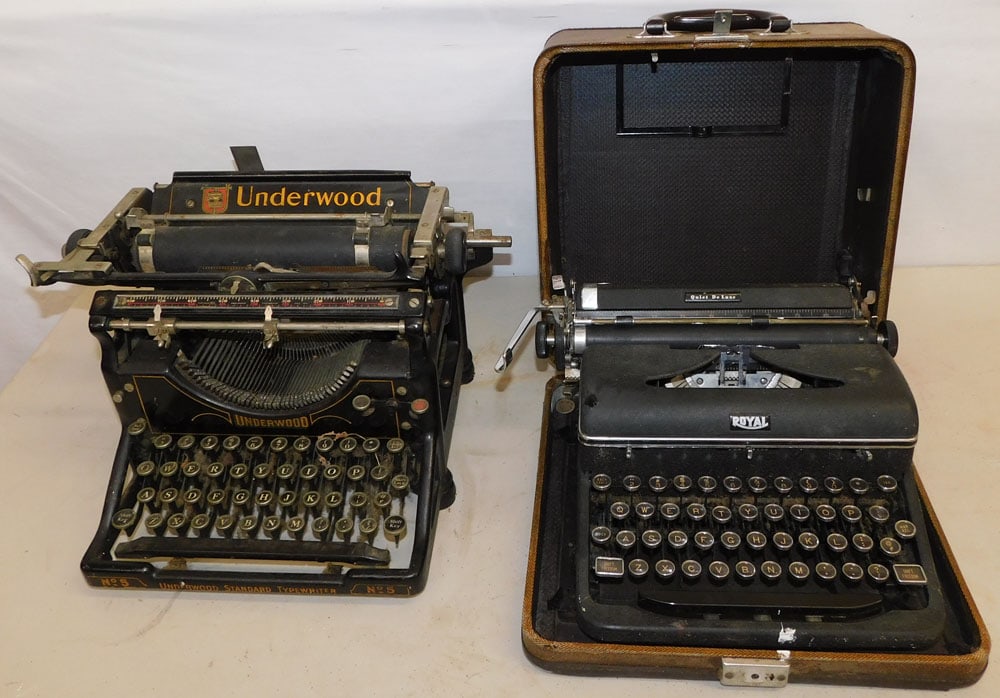 Two Vintage Typewriters, (1 Royal & 1 Underwood) (1 of 4)