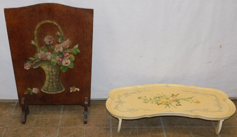 Painted Bed Tray - Fire Screen: Painted Bed Tray - Fire Screen. 18 1/2" x 27 3/4" H ALL DESCRIPTIONS AND ANY CONDITION STATEMENT GIVEN BY LANGSTON AUCTION GALLERY ARE STRICTLY OPINIONS AND LANGSTON'S SHALL HAVE NO RESPONSIBILITY FOR