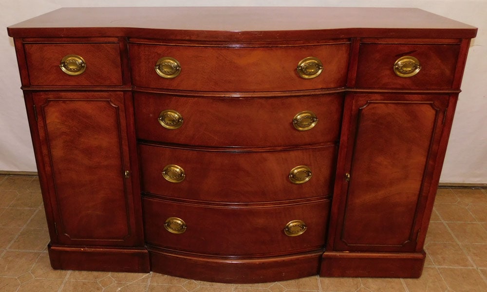 Mahogany Sideboard by Drexel (1 of 7)