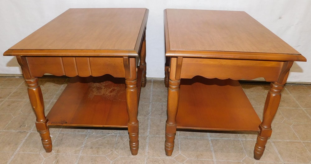Pair of Maple End Tables (1 of 3)