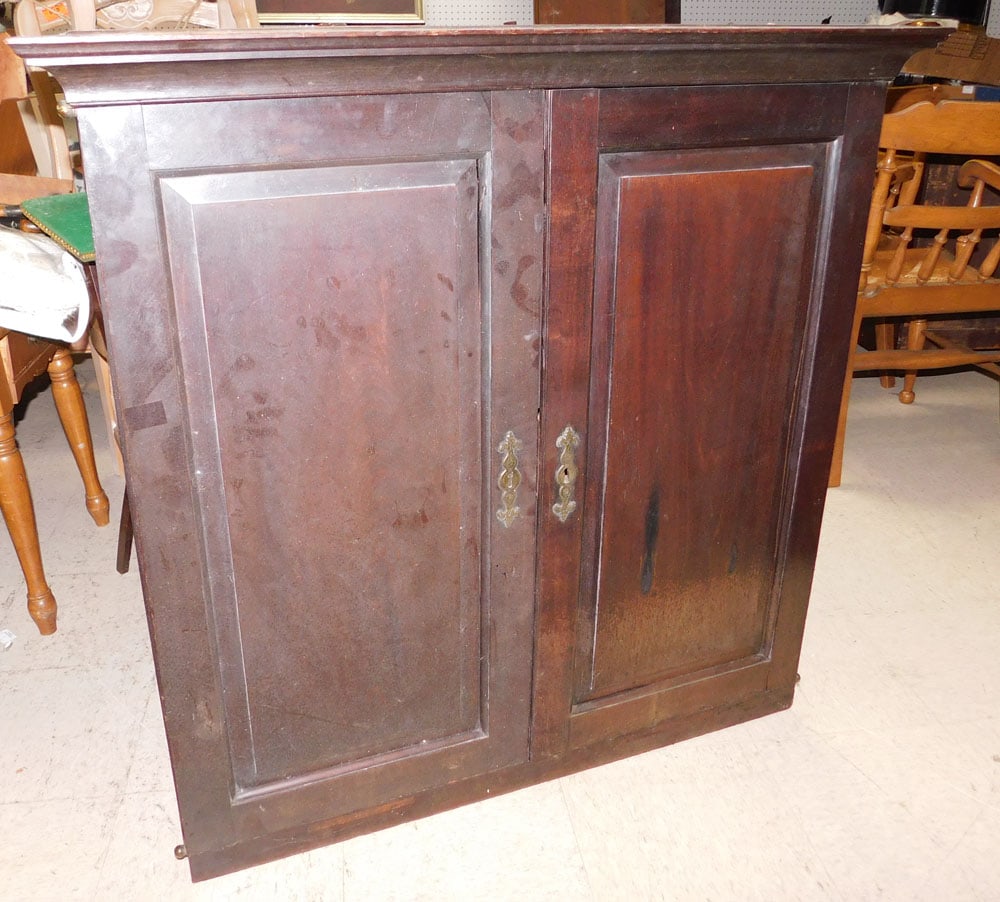 19th Century Mahogany Hanging Cabinet: 19th Century Mahogany Hanging Cabinet . 40" W 14 3/4" D 39 1/4" H ALL DESCRIPTIONS AND ANY CONDITION STATEMENT GIVEN BY LANGSTON AUCTION GALLERY ARE STRICTLY OPINIONS AND LANGSTON'S SHALL HAVE NO RESP
