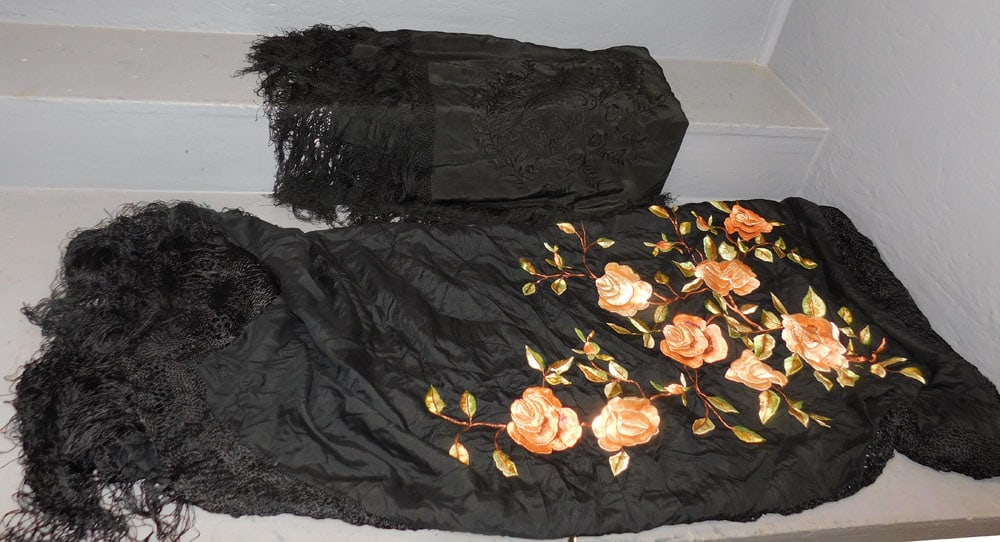 2 Silk Embroidered Shawls (1 of 3)