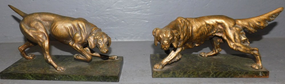 Two Painted Metal Hunting Dog Bookends (1 of 4)