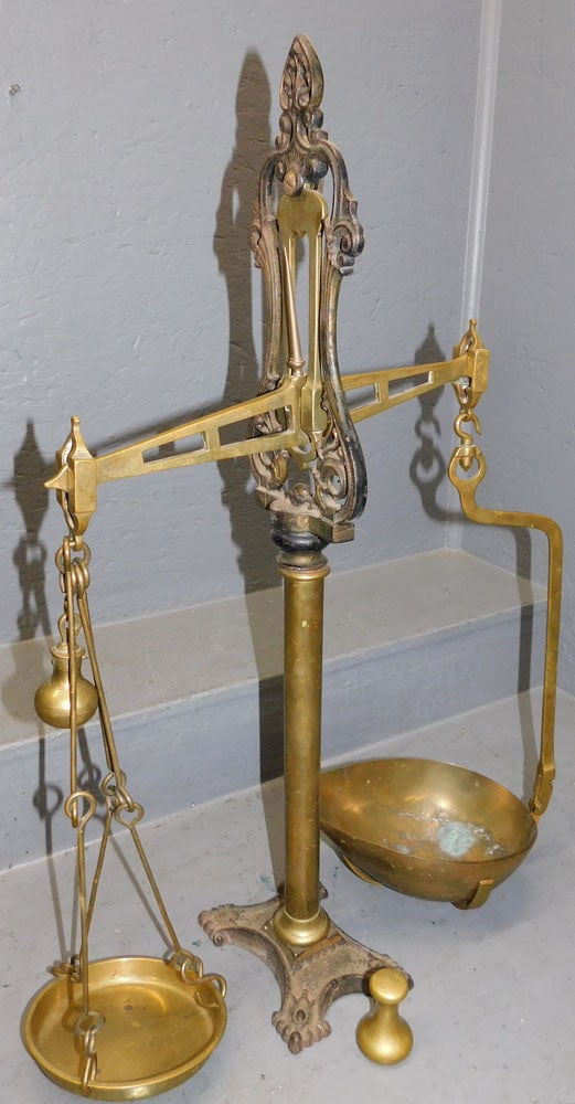 English Brass Scale By W & Tavery Limited ( Birmingham) (1 of 3)