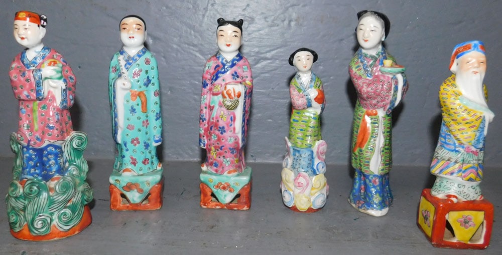 Lot 6 Oriental Porcelain Figurines (1 of 4)