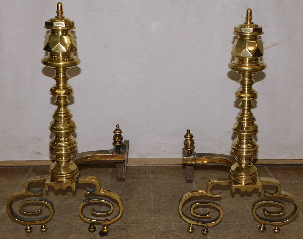 Pair of Antique Polished Brass Andirons: Pair of Antique Polished Brass Andirons. 24 1/4" H ALL DESCRIPTIONS AND ANY CONDITION STATEMENT GIVEN BY LANGSTON AUCTION GALLERY ARE STRICTLY OPINIONS AND LANGSTON'S SHALL HAVE NO RESPONSIBILITY FOR 