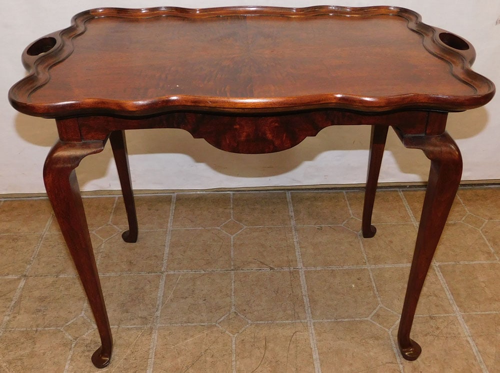 Burl Walnut Tea Table (1 of 4)