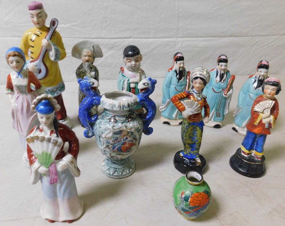 Lot of Oriental Porcelain Figurines (1 of 3)