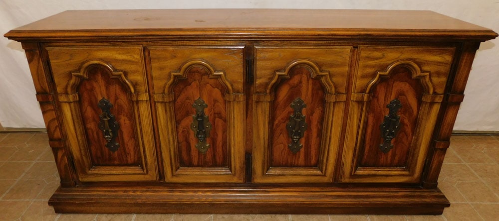 Walnut 4 Door Credenza (1 of 6)