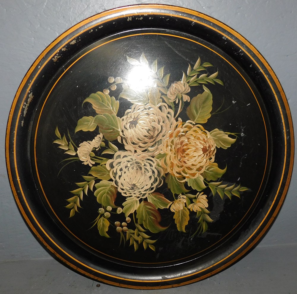 Painted Tole Tray: Painted Tole Tray. 24 1/2" Dia "ALL DESCRIPTIONS AND ANY CONDITION STATEMENT GIVEN BY LANGSTON AUCTION GALLERY ARE STRICTLY OPINIONS AND LANGSTON'S SHALL HAVE NO RESPONSIBILITY FOR ERRORS OR OMISSIONS