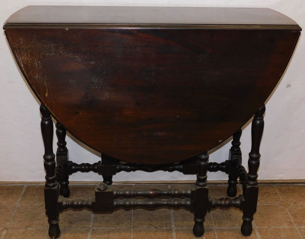 Antique Walnut Gateleg Table (1 of 4)